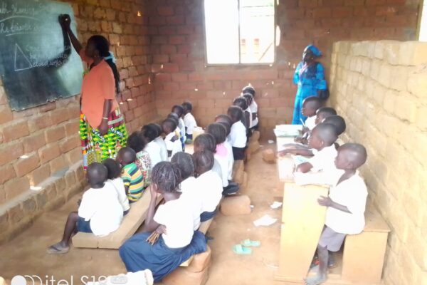 Kids in learning mode